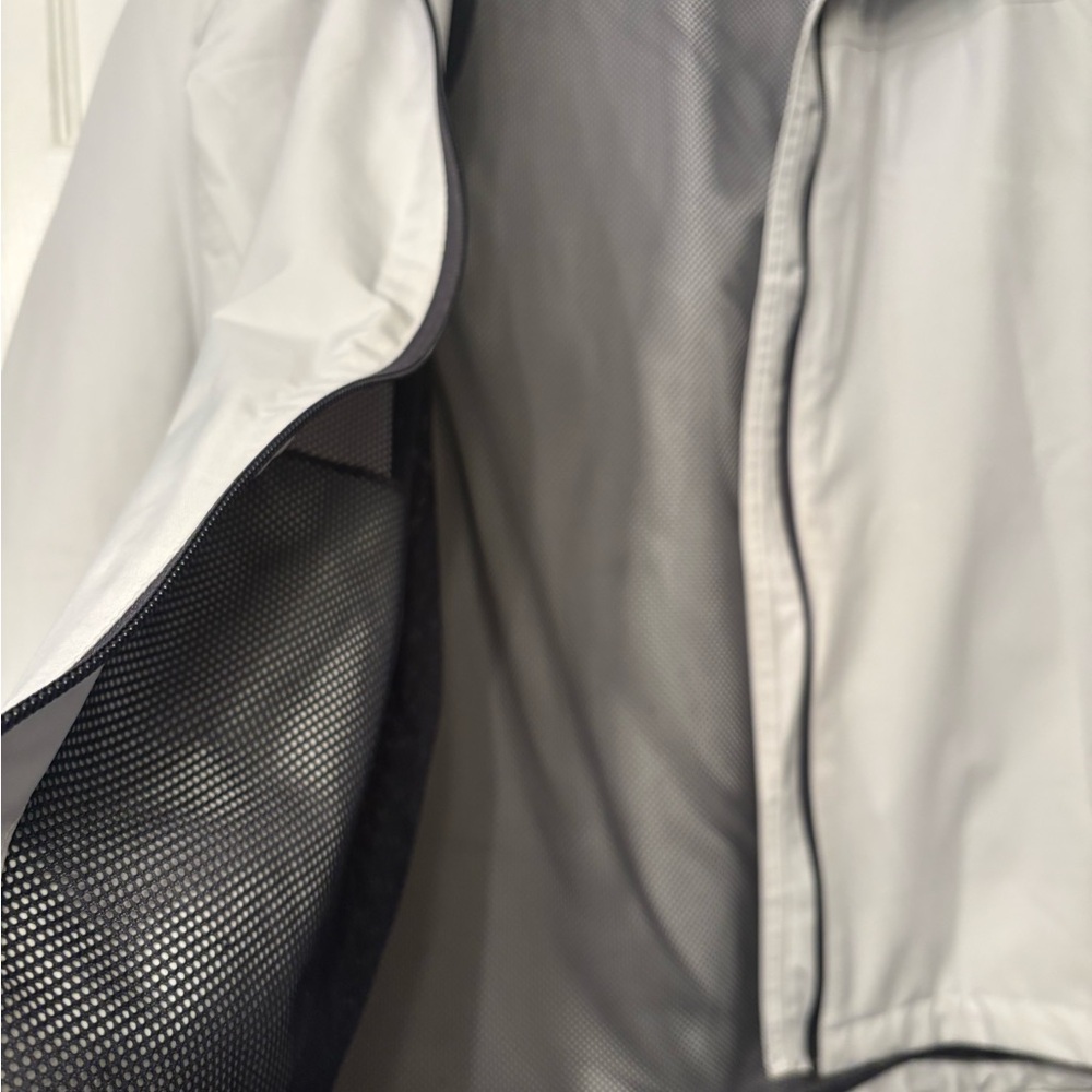 Gill Women's White Ski Jacket - Picture 3 of 6